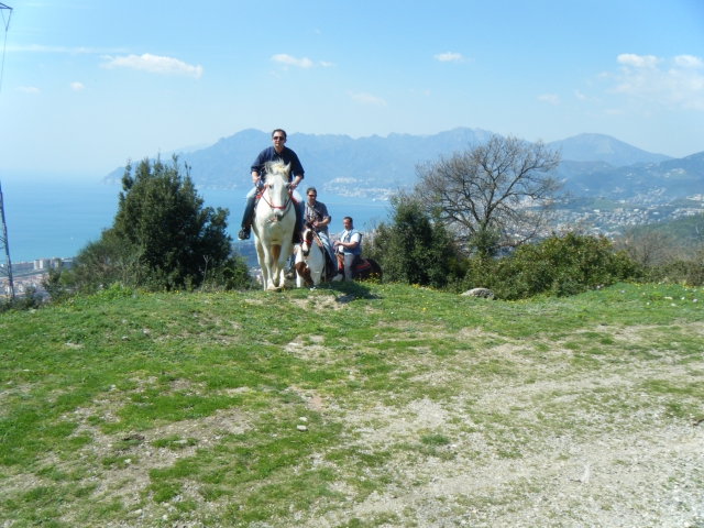 trekking a cavallo campania