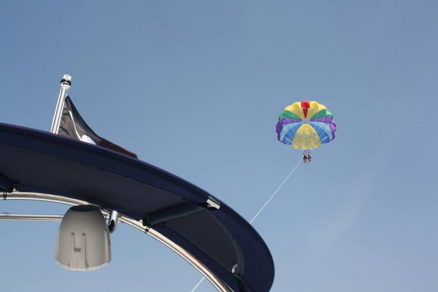  Parasailing no voo 