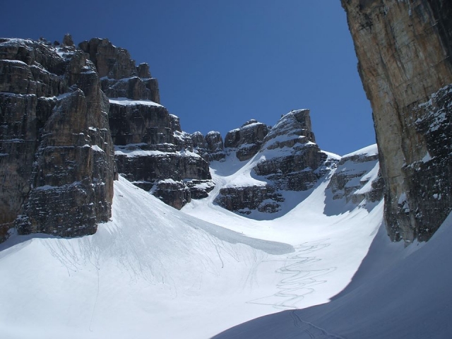  Ski mountaineering in Brenta 