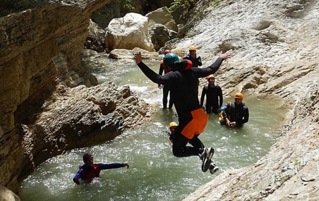  in the gorges 