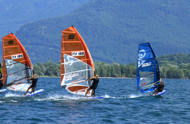  Windsurf no Lago Como