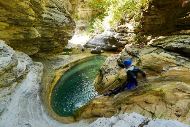 e-19634711-sports360-canyoning-214836271719614.jpg