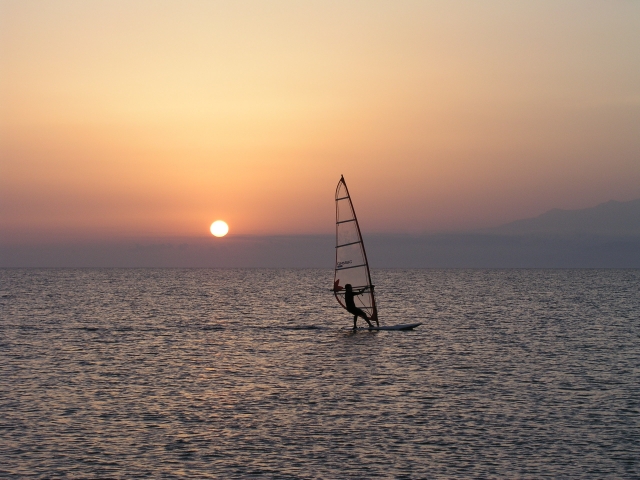  windsurf 