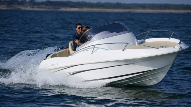  Motorboote mieten 