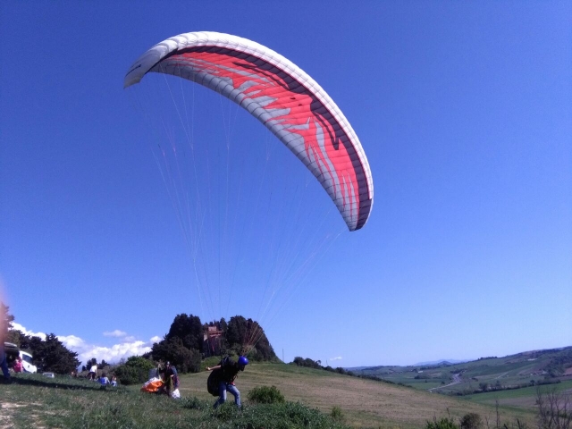  Paragliding on Mount Bargilio 