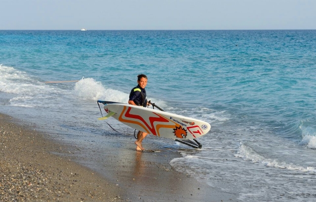  Ready for fun in the waves? 