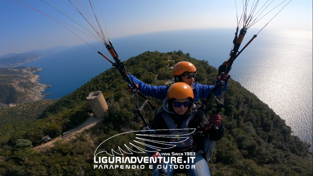 punta-baffe parapendio-liguria-adventure