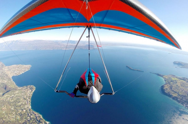  hang-gliding in lombardy 