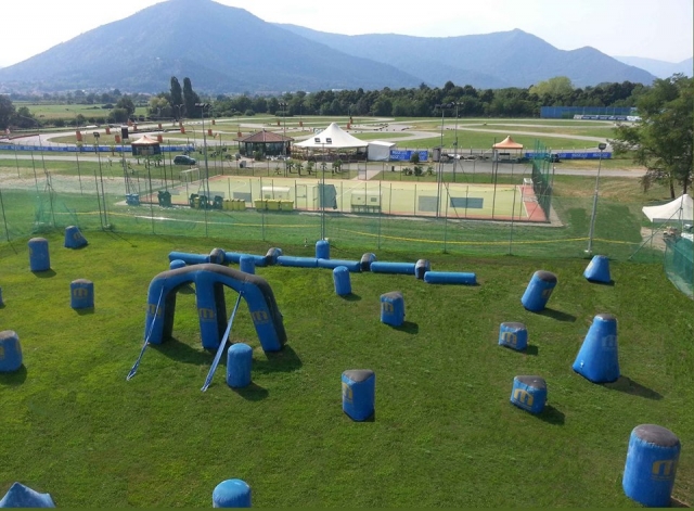  我们的场地之一 