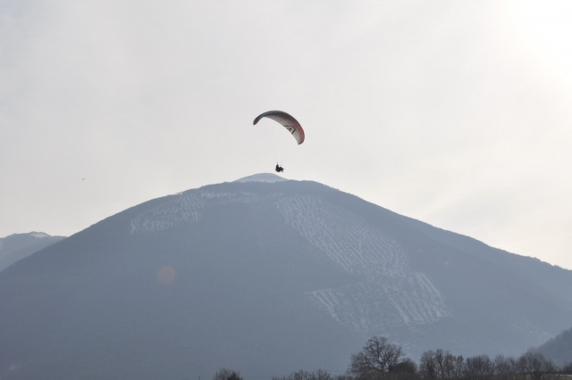 En vuelo desde Monte Gemmo 