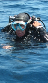  Diving instructors 
