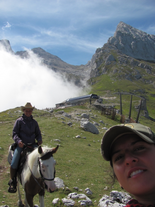 amiche sul Gran Sasso