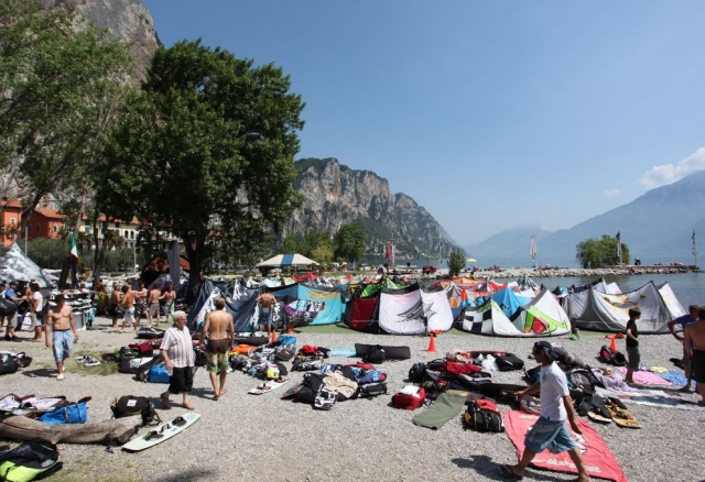  Lugar de reunión de Kitesurfers 
