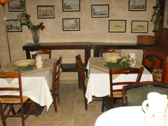  The breakfast area 