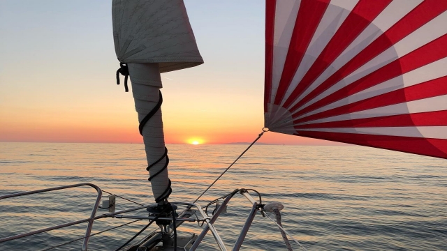  Atardecer en un velero