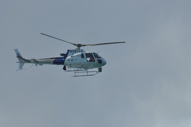 Kommen Sie und fliegen Sie mit unseren Hubschraubern 