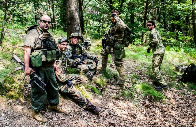  Airsoft team 