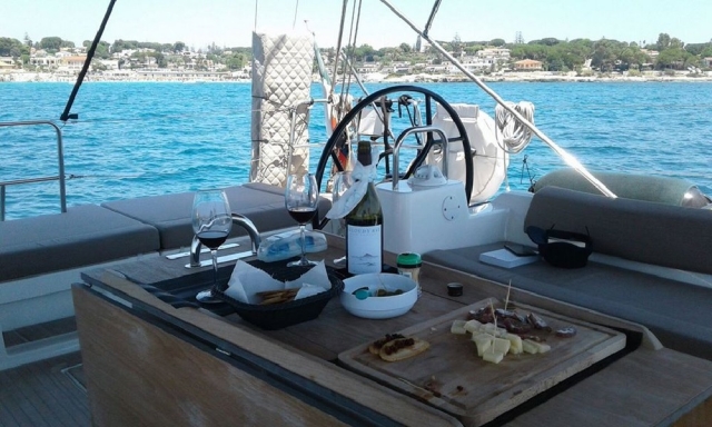  Life in a boat 