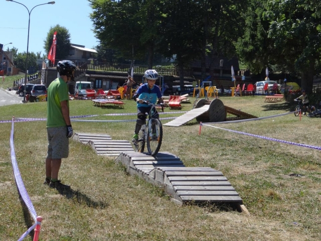 Giovani bikers