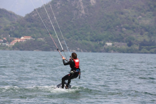 Vieni a divertirti sul lago