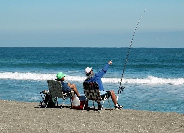  Comfortably fishing on the beach 