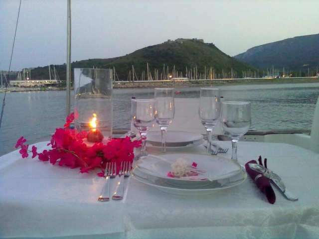  Abendessen auf dem Boot 