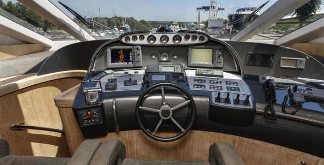  Alquiler de casco en el lago Maggiore