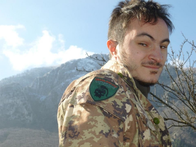 Giocatore del Team con vista del paesaggio