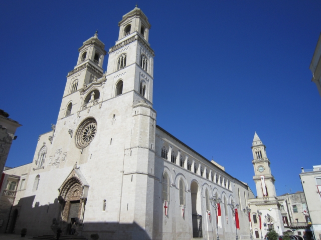 圣尼古拉大教堂的旅游参观