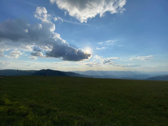  萨尔纳诺 (Sarnano) 天空