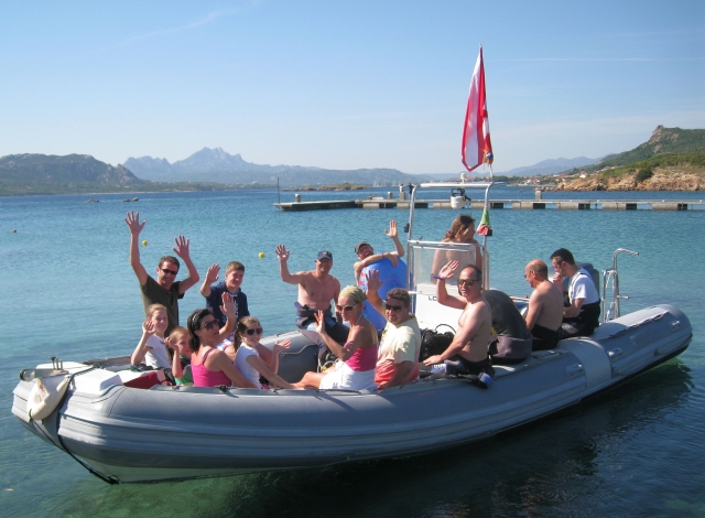  Maxi rubber dinghies 