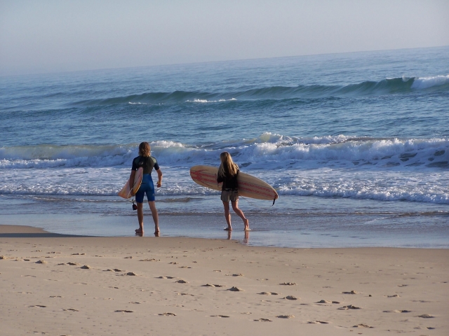  Couple de surfeurs 