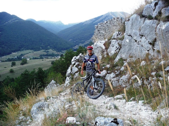  Mountain bike 