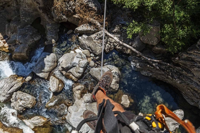 sopra il torrente