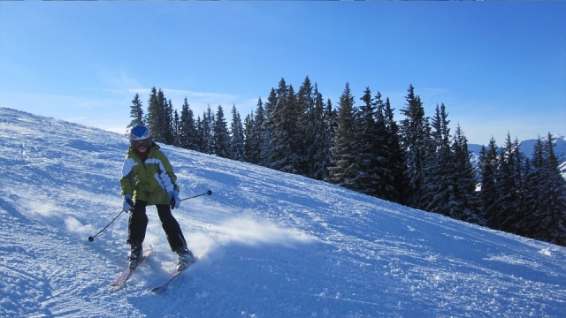 Skiing ... 