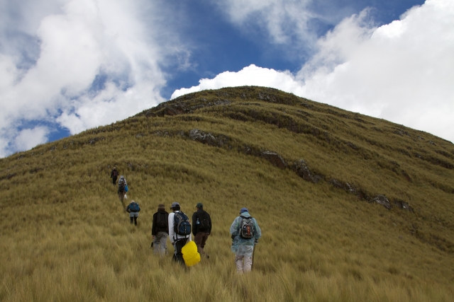  Trekking