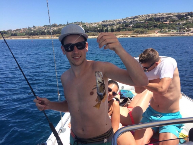  Einen Fisch fangen 