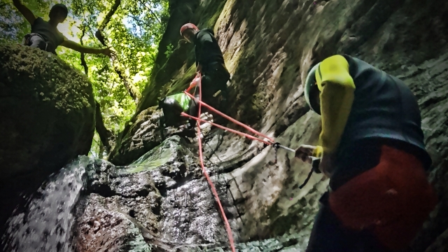  Canyonslide1.jpg 