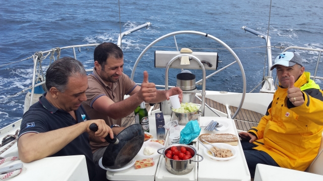 Lunch on the boat 
