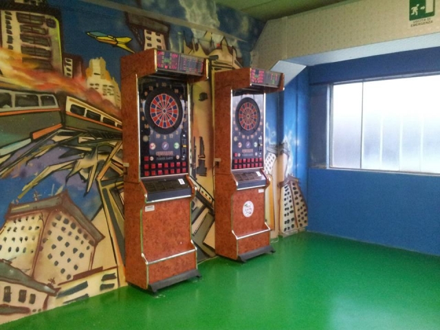  Darts