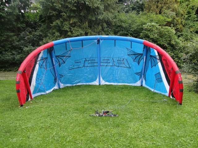  Kitesurfflügel 