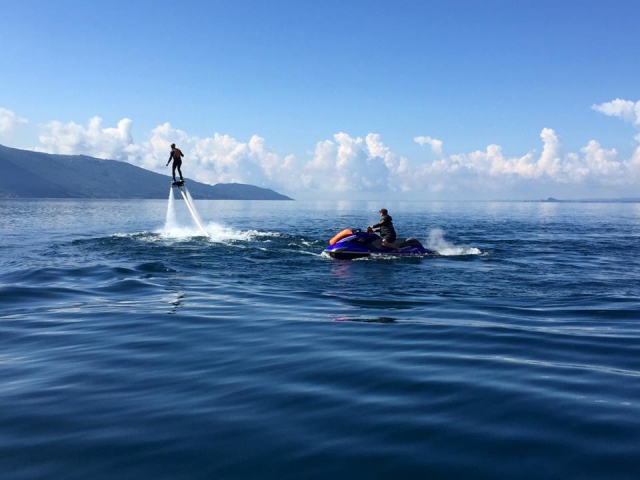  Flyboard im Flug 