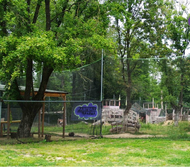  Painball Parma obstacle course 