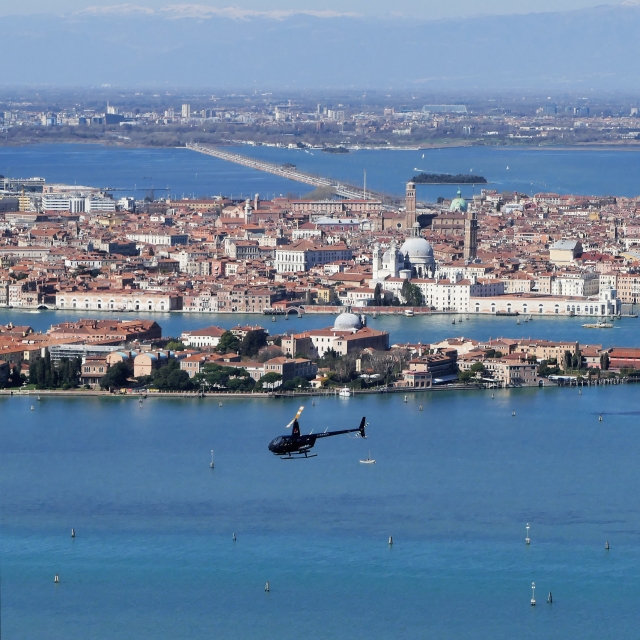 En vuelo en Venecia 