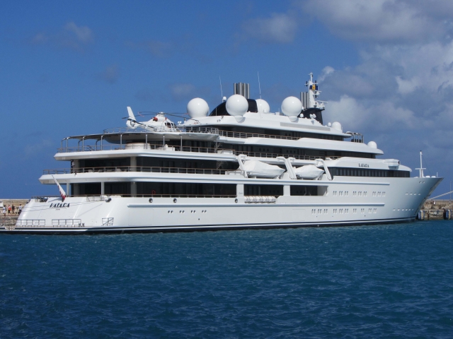 Yacht ormeggiato