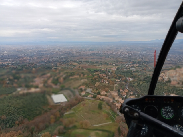 Opinione di Caruso su Guida Elicottero 1 giorno Castelli Romani 15min