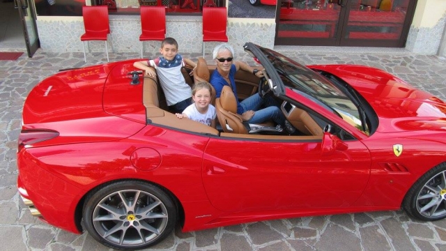 In Ferrari con i piu piccoli