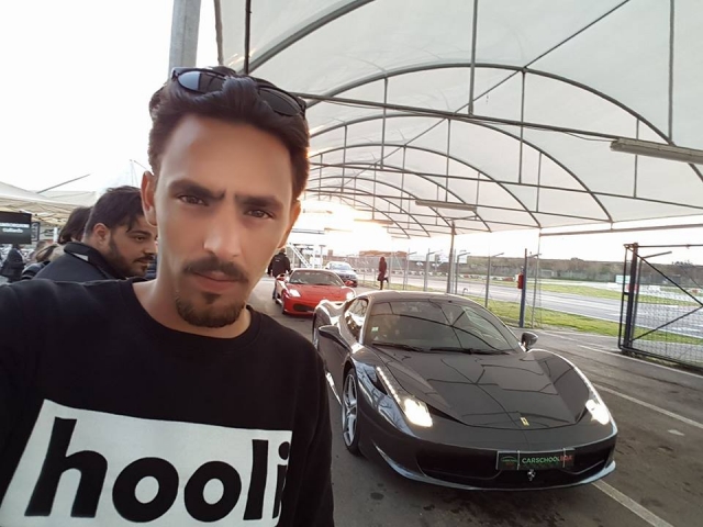 L 'emozione di guidare a Ferrari 