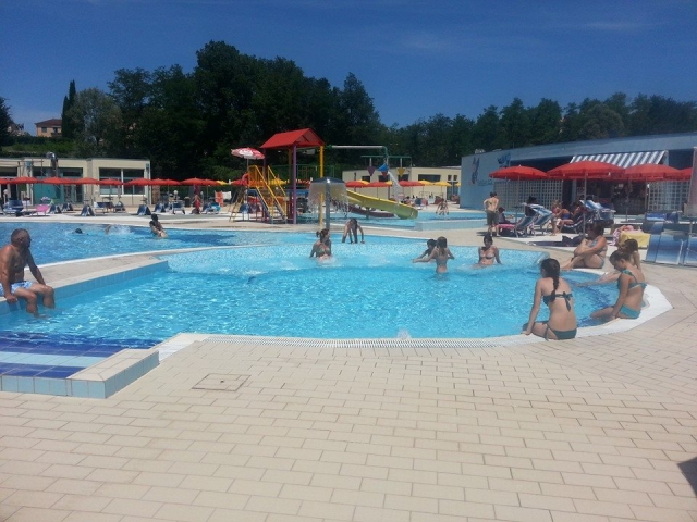 Scivoli in piscina