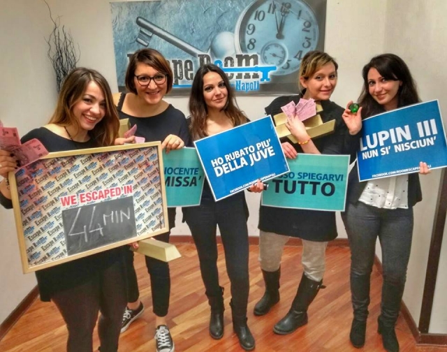donne alla fuga